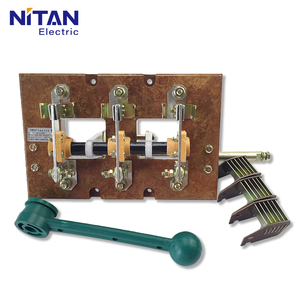 3P สามเฟสสามสายเดี่ยว-โยนเปิดสวิตช์ด้านข้างสำหรับงานอุตสาหกรรม3kA ทำลายกำลังการผลิต250A - Product Image 3