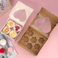 Boîte à gâteau carrée en papier kraft fabriquée sur mesure, utilisant des matériaux recyclés pour les fenêtres, pour l'emballage alimentaire