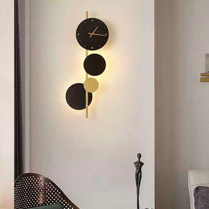 Applique murale LED en fer de luxe avec décor d'horloge Design scandinave Dimmable 2 ans de garantie pour le salon - Product Image 2