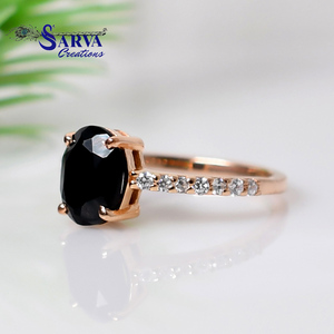 Forme ovale Design bague en argent sterling 925 Fine Jewelry Rings Personnaliser les bagues Fabricant de bijoux Sarva Création Jaipur - Product Image 1