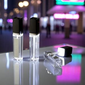Gloss à lèvres LED 9 ml avec bouchon à vis en plastique et impression sérigraphique, couleur personnalisée - Product Image 5
