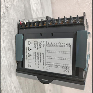 คอนโทรลเลอร์ Eurotherm Piccol รุ่น P104 ICC NH /RRC /R /4CL ขายดี - Product Image 5