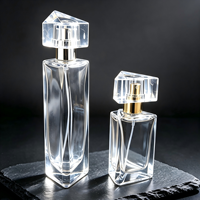 Flacons de parfum en stock, col de 15 mm, 30/50 ml, en verre transparent, vides, rechargeables, forme triangulaire, vente en gros