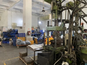 Suola per Scarpe da Corsa WL ad Alta Elasticità con Base MD e Patch Antiscivolo in TPR, Modello 8093-2 - Product Image 6