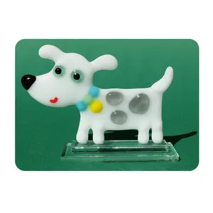 Fused Glass Dog Standing Decoration Gebeizte Fused Glass Sculpture Home Decor Maßge schneiderte Tiere Fused Glass Figur Sun catcher