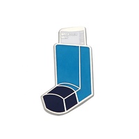 Personnalisable meilleure qualité Islande crème glacée en forme de tricolore émail enfants aimant broche emblème étiquette épinglette badge ensemble