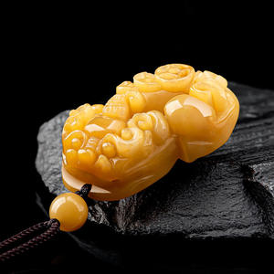 Pendentif en jade naturel Pi Xiu vert pois, style chinois, bestioles mythiques, cadeau avec certificat d'évaluation PX33 - Product Image 1