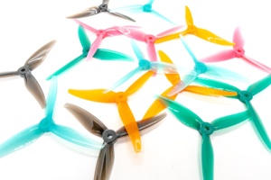 Hélice FPV Gemfan Professional 51466 V2 5,1 pouces bleu lac à 3 pales pour composants de drone de course - Product Image 3