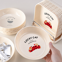 Mignons plats et assiettes en os en plastique simples pour un usage domestique collations sèches et petite table de dessus de fruits de bureau pour le camping