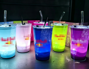 Vasos luminosos DAMAI con logotipo personalizado, activados por agua, con luz LED intermitente, muy vendidos. - Product Image 1