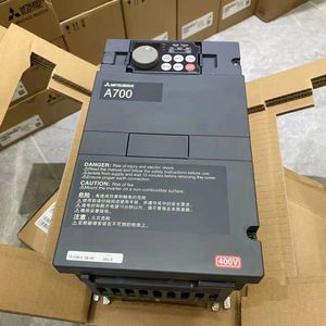 มิตซูบิชิ FR-A700 ซีรีส์ ไดรฟ์อินเวอร์เตอร์แบบสามเฟส 7.5kW/11kW/15kW สำหรับมอเตอร์คอมเพรสเซอร์ รุ่น FR-A740-7.5K-CHT FR-A740-11K-CHT - Product Image 1