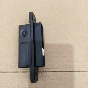 84840-28040 Conjunto de interruptor de apertura de puerta Interruptor de liberación de manija de puerta trasera de maletero para Lexus Land Cruiser - Product Image 5