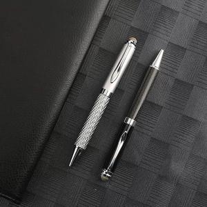 Stampato Imprinted logo aziendale firma in fibra di carbonio Biros rullare <span class=keywords><strong>penne</strong></span> a sfera per <span class=keywords><strong>regalo</strong></span> promozionale in fibra di carbonio rossa - Product Image 3