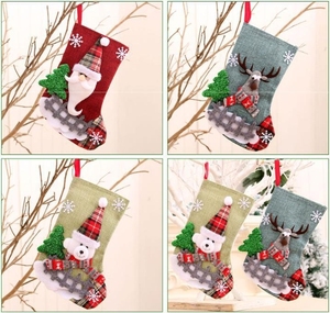 Suspendu Père Noël Bonhomme <span class=keywords><strong>De</strong></span> Neige Poupées Dessin Animé Bonbons Cadeau Jouet Bas Gants XMAS Arbre Ornement Chaussette pour Fête <span class=keywords><strong>De</strong></span> Noël Maison Chambre Décor - Product Image 3