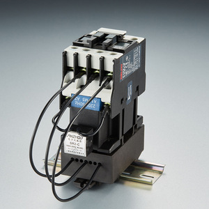 อุปกรณ์ป้องกันไฟกระชาก LRC รุ่น Lrc-Uc-0192 สำหรับมอเตอร์ 15 กิโลวัตต์ สามเฟส 500 โวลต์กระแสสลับ ชนิด T2 - Product Image 1