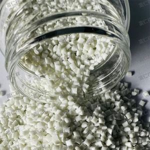 Polyéthylène haute densité HDPE HD5502GA, granulés vierges HDPE, matière première pour contenants alimentaires - Product Image 1