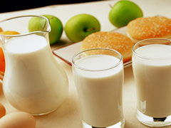 Edulcorantes naturais CAS 63-42-3 do alimento do pó anídrico da lactose de 99% 3