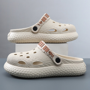 Men's Women's Crocs Sandals Thick Sole 3.5cm <b>Heel</b> Height Non-slip Breathable Outdoor Wear EVA <b>Closed</b>-<b>Toe</b> Summer Shoes - Product Image 3