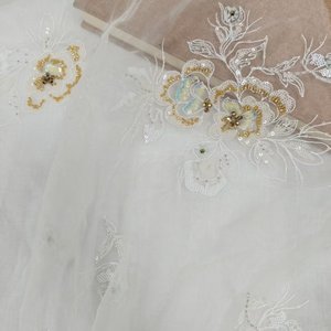 高品質のスパンコールビーズ刺繍入りシアーシフォン生地 春夏用ドレスやローブの衣料素材 - Product Image 5