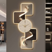Horloge murale décorative moderne de luxe abordable avec cadre en cristal et éclairage LED – Tableau mural élégant