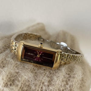 <span class=keywords><strong>Montre</strong></span> vintage à quartz, vente en gros, formes mélangées, cadran bordeaux, bracelet en métal plaqué or, cadeau d'anniversaire ou de fêtes - Product Image 3