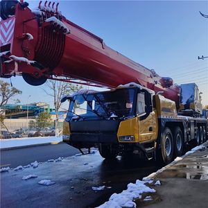 Equipo de Elevación por Grúa, Camión Grúa de 100 Toneladas STC1000C5-8 - Product Image 1