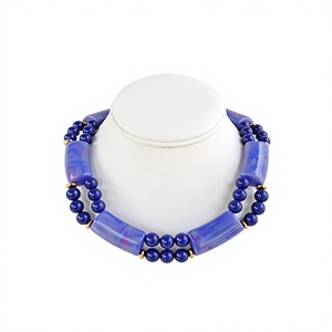Collar de Resina con Diseño de Pirámide, Moderno y Elegante, Cadena Chapada en Oro, Joyería para Mujer, Collares con Cuentas Acrílicas Rojo Anaranjado - Product Image 2