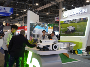 <span class=keywords><strong>Tondeuse</strong></span> à gazon robotisée LOPKIN L1500 <span class=keywords><strong>Tondeuse</strong></span> tout-terrain |   RTK fiable, guidé par la vision, sans <span class=keywords><strong>fil</strong></span> de contour nécessaires - Product Image 3