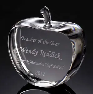 Honor of crystal Nice Cut Apple Shape Crystal Paperweight With Engraved Logo For Gifts&Prize