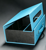 Boîte rigide personnalisée imprimée en flexographie avec doublure en mousse, vernie, enduite d'un revêtement aqueux, recyclable, boîte carrée pour personnalisation ODM