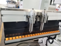 Machine à percer le bois à quatre rangées multiples avec alimentation automatique et ramassage automatique