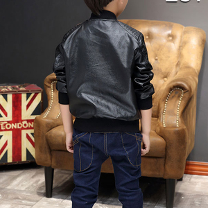 Blouson de motard en PU doublé thermique pour garçons |   Manteau en simili cuir épais pour enfants |   Vêtements d'extérieur coupe-vent pour l'hiver - Product Image 2