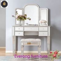 Vente en gros d'usine de haute qualité Table de toilette à miroir avec miroir et tabourets Coiffeuses à miroir Hollywood