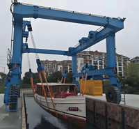 Équipement de chantier naval Marine Grue Bateau Ascenseur Yacht 80ton 100ton Marine Voyage Ascenseur Bateau À Eau Palan Grues De Levage Prix pour Bateau