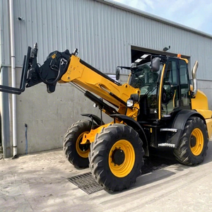 Chariot télescopique tout-terrain diesel jaune 4x4 pour la construction, chariot élévateur télescopique à vendre - Product Image 1