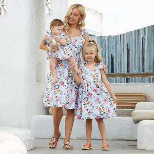 فساتين متطابقة للأم والطفلة لفصلي الربيع والصيف، تصميم OEM/ODM، أزياء متناسقة للأم والابنة - Product Image 2