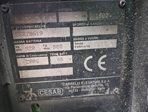 Chariot élévateur électrique d'occasion Cesab BLITZ 316 316, hauteur de levage 1,6 m, portée 5 m, batterie plomb-acide, pneus pleins, transmission hydraulique intégrale, déplaceur latéral - Product Image 6