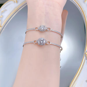 <span class=keywords><strong>Pulsera</strong></span> <span class=keywords><strong>de</strong></span> eslabones con moissanita <span class=keywords><strong>de</strong></span> 1,2 quilates, elegante y con estilo, chapada en rodio, plata <span class=keywords><strong>de</strong></span> ley 925, engaste <span class=keywords><strong>de</strong></span> garra perfecto - Product Image 5