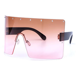 Nouvelles lunettes de soleil tendance pour femmes, lunettes de soleil surdimensionnées sans monture, protection UV400, lunettes de soleil coupe-vent pour femmes - Product Image 2