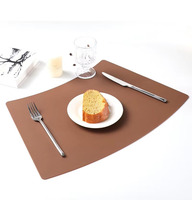 Set de table en silicone en forme d'éventail, nouveau style chinois, isolant thermique, antidérapant, anti-brûlure, couleur unie