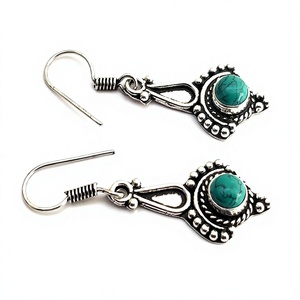 Pendientes colgantes de piedra para niñas y mujeres de edad adolescente de peso ligero Pendientes colgantes chapados en plata Turquesa - Product Image 2