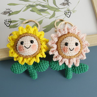 Super mignon tournesol pendentif porte-clés tissé à la main dessin animé souriant fleur sac créatif à la main en peluche porte-clés