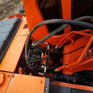 รถขุดล้อยาง Doosan DX150W/DH150W มือสอง ขนาด 15 ตัน ยางยาง ได้รับการรับรองมาตรฐาน CE รุ่นปี 2023 เครื่องยนต์จากเกาหลี - Product Image 4