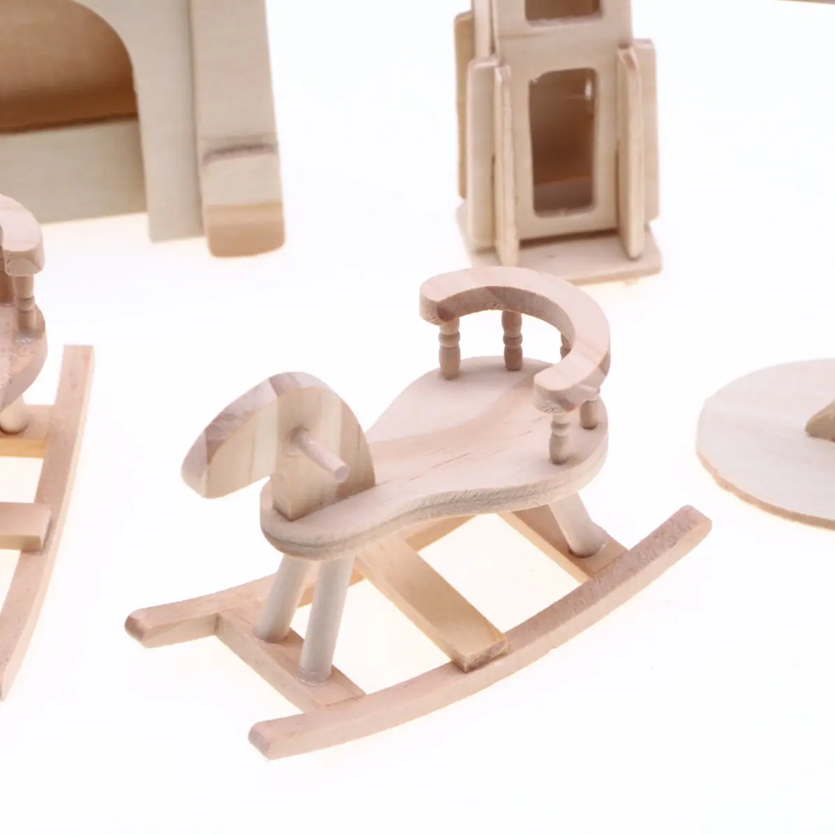 Doll House Mini Lignin Embryo Trojan Horse Model Small Cloth Miniature Scene Simulation Furniture Decoration