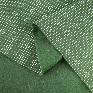 Tappeto all'ingrosso di materie prime tessili in poliestere tappeto secondario Tufting tessuto non tessuto