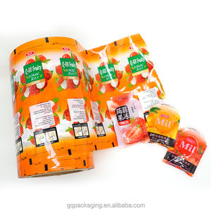 Films plastiques en rouleaux personnalisés pour l'emballage de boissons et de gelées, adaptés à l'emballage mécanique automatique. - Product Image 1