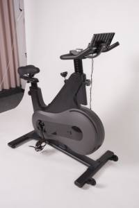 नई स्पिन बाइक चुंबकीय फिटनेस साइकिल सीट हैंडल ऐप और कलर लाइट के साथ एडजस्टेबल इनडोर व्यायाम बाइक - Product Image 6