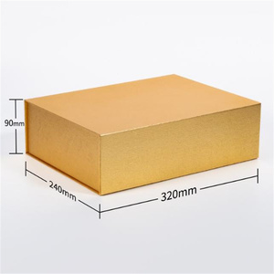 Caja <span class=keywords><strong>de</strong></span> regalo magnética <span class=keywords><strong>de</strong></span> lujo <span class=keywords><strong>de</strong></span> alta gama Logotipo impreso personalizado Lámina <span class=keywords><strong>de</strong></span> oro Relieve Caja plegable Embalaje <span class=keywords><strong>Ropa</strong></span> Papel Vela Caja Embalaje - Product Image 1