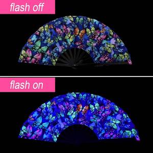 Abanico Plegable de Bambú Grande de 13 Pulgadas con Impresión Personalizada y Luz UV Holográfica, Accesorio para Fiestas y Festivales, Ideal para Regalo - Product Image 3