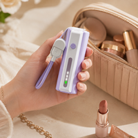 Batería Externa Portátil Mini de 5000mAh con Forma de Lápiz Labial, Carga Rápida de 20W, Linterna y Cable con Correa